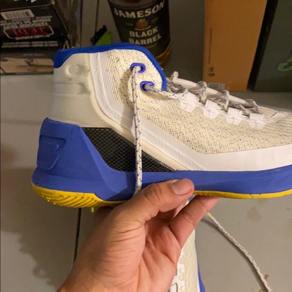 Under Armour Steph Curry signature shoe - Picture 2 of 7